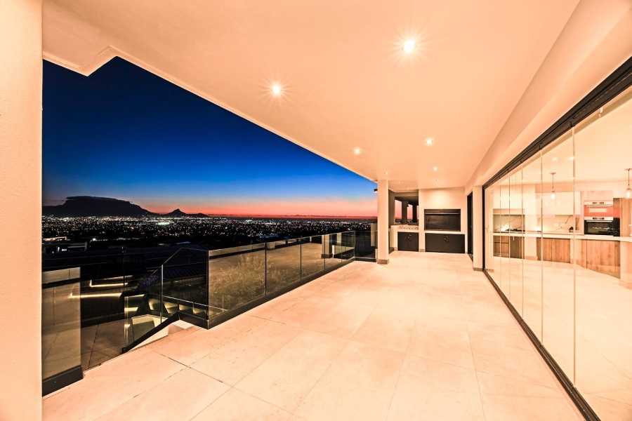 5 Bedroom Property for Sale in Baronetcy Estate Western Cape